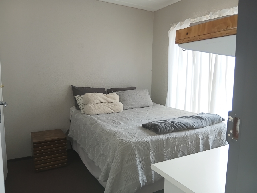 1 Bedroom Property for Sale in Kannoniers Park North West